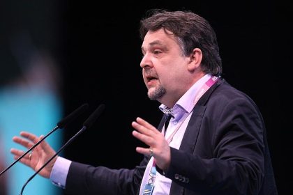 Unmut in CDU-Bundestagsfraktion: CDU-Spitze biete „Autounfall in Zeitlupe“