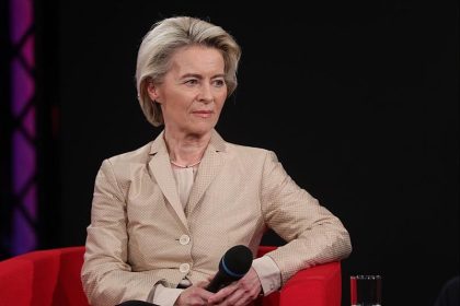 Von der Leyen wirft Initiatoren von Misstrauensantrag Extremismus und Spaltung vor