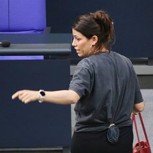 Palästina-T-Shirt sorgt für Rauswurf von Linken-Politikerin aus Bundestag