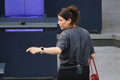 Palästina-T-Shirt sorgt für Rauswurf von Linken-Politikerin aus Bundestag
