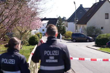 Dreifachmord im Westerwald: Polizei prüft Spuren im Netz