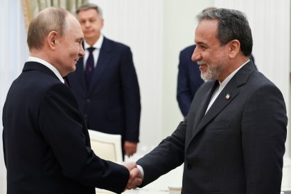 Könnte Russland von einem anhaltenden Krieg zwischen Israel und dem Iran profitieren?