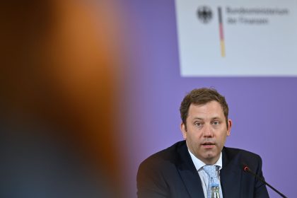 Klingbeils Pläne: Zwei Haushalte, 170 Milliarden Schulden