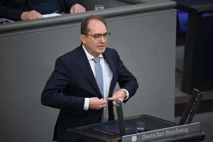 Strafanzeige gegen Dobrindt und Bundespolizei wegen Zurückweisungen