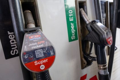 ADAC: Preise für E10 im August auf Jahrestiefststand