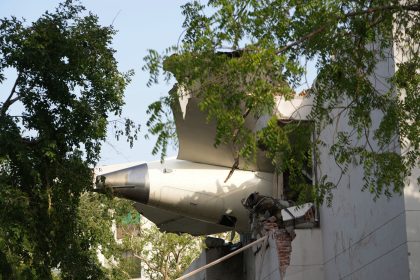 Ermittler: Treibstoffzufuhr kurz vor Flugzeugabsturz in Indien unterbrochen