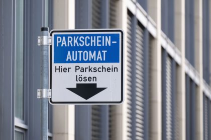 Polizei berichtet von gefälschten QR-Codes an Parkscheinautomaten