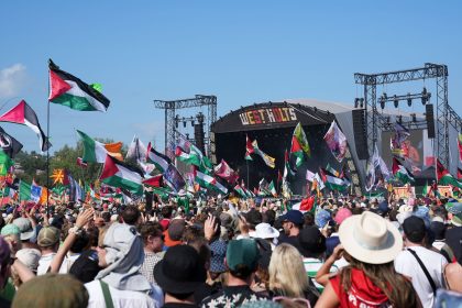Eklat beim Glastonbury-Festival: Polizei prüft Auftritte auf strafbare Israel-Kritik