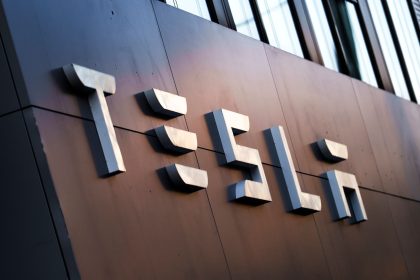 Tesla startet Robotaxi-Dienst mit Einschränkungen