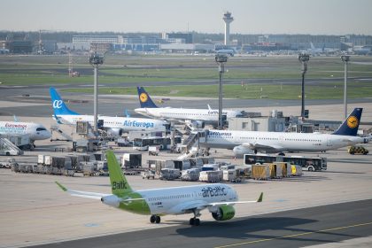 Lufthansa warnt vor weiteren Streckenstreichungen