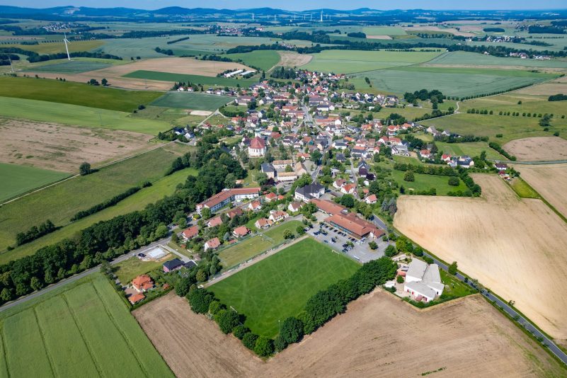 Auch auf dem Land versuchen viele Initiativen, kulturelle Angebote zu organisieren und den Zusammenhalt zu stärken. (Archivbild)