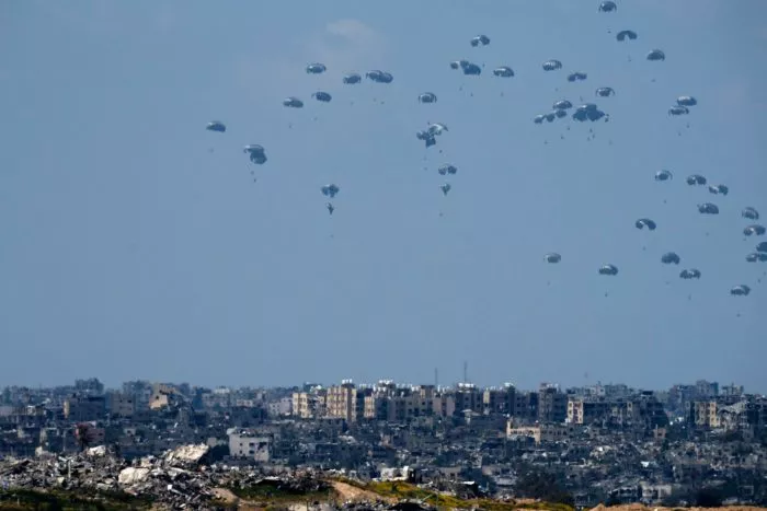 Deutschland will die Menschen in Gaza zusammen mit Jordanien aus der Luft versorgen. (Archivbild)