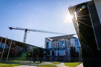 Merz scheitert mit Stromsteuerkompromiss: Entlastung für private Haushalte verschoben