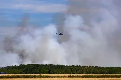 Großbrand in Thüringen unter Kontrolle - in Sachsen noch keine Entspannung