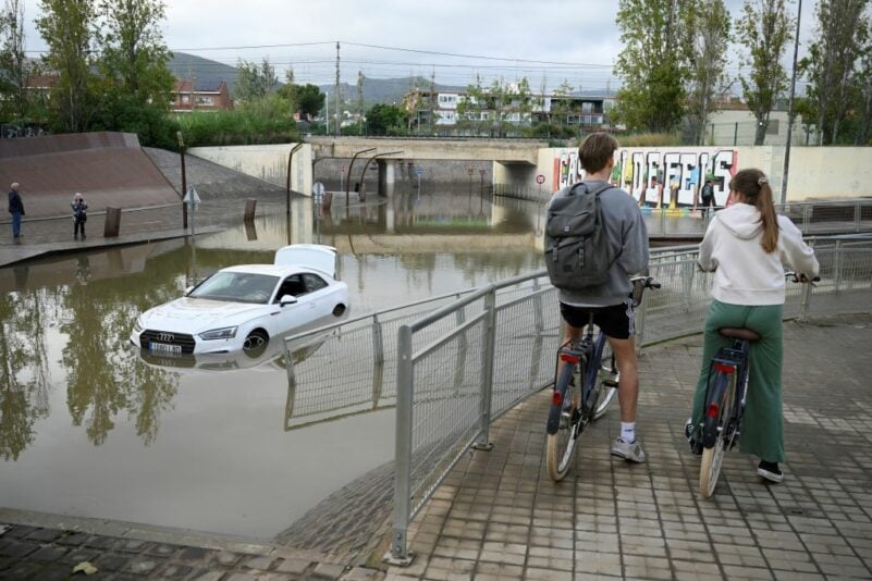 Unwetter-in-Katalonien-Zwei-Vermisste-gesamter-Zugverkehr-zeitweise-gestoppt