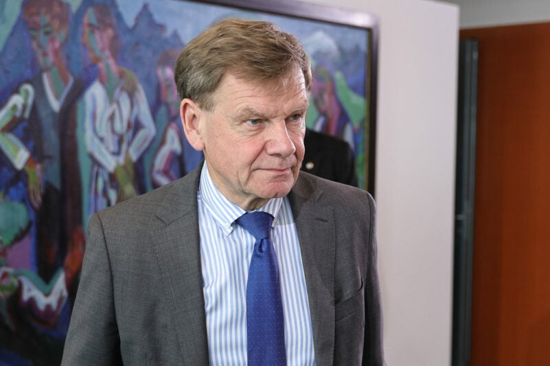 Wadephul-Kontakt-zu-Taliban-bez-glich-Abschiebung-von-Straft-tern-w-re-keine-Anerkennung-des-Taliban-Regimes-