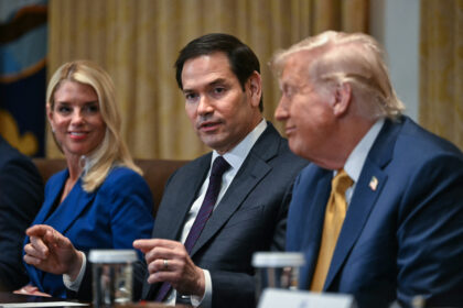 US-Außenministerium entlässt gut 1.300 Mitarbeiter von mehr als 80.000 weltweit