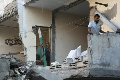 Verhandlungen dauern an: Hamas stimmt Freilassung von zehn israelischen Geiseln zu