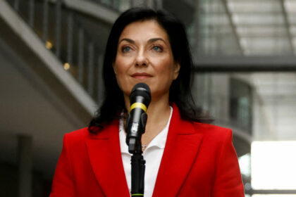 Wirtschaftsministerin: „Wir müssen mehr und länger arbeiten“