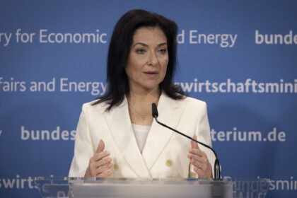 Wasserstoff bleibt Zukunftsmusik – Regierung setzt wieder auf Gas