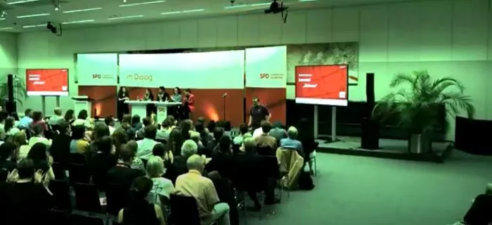 Am 25. Juni 2025 fand im „Otto-Wels-Saal“ der SPD-Fraktion eine Feierstunde zum gleichnamigen Jugendpreis statt. Foto: Bildschirmfoto/YouTube/SPD-Fraktion