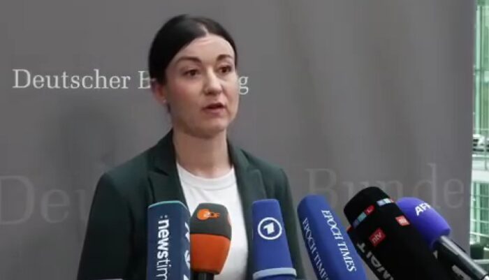 Paula Piechotta war am 8. Juli 2025 mit einer Forderung nach einem Maskendeal-Untersuchungsausschuss vor die Presse getreten. Foto: Epoch Times