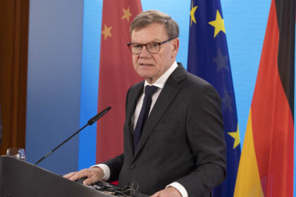 Wadephul kritisiert China für intransparente Exportbeschränkungen