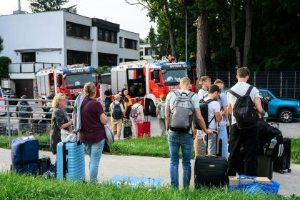 Sechs Stunden für Evakuierung: ICE-Passagiere bei Wien aus Tunnel gerettet