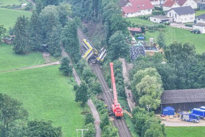 Zugunglück bei Riedlingen: Übrige Waggons sollen heute geborgen werden