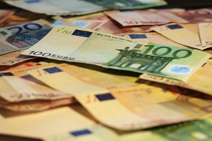 Massenhaft Falschgeld in Bremen: Mann hortet mehr als anderthalb Millionen Euro