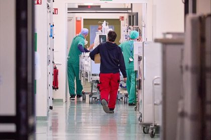 Praxen und Kliniken müssen Mitarbeiter vor zunehmender Gewalt schützen
