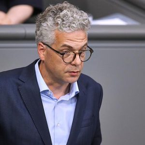 Sonderabgaben-Vorschlag auf hohe Renten: Kritik von CDU und AfD
