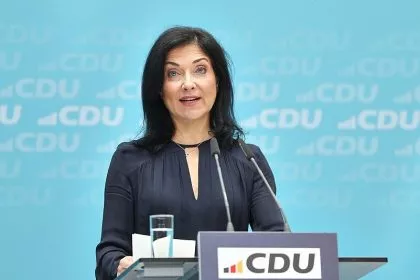 Deutsche Industrie weiterhin im Abwärtstrend - erneut weniger Aufträge im Juni