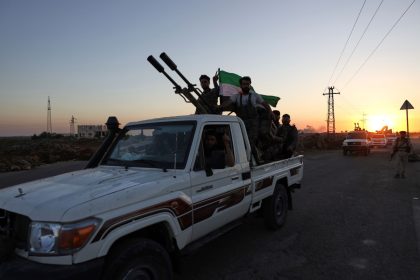Gewalt in Syrien eskaliert – Israel bombardiert Militärbasis in Damaskus