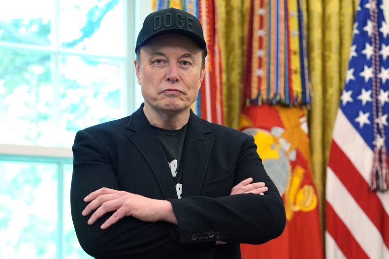 Chatbot-Streit: Musk-Unternehmen klagen gegen Apple und OpenAI