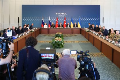 Selenskyj: Neue Verhandlungen mit Russland am Mittwoch