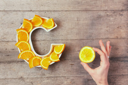 Anti-Aging-Wunder Vitamin C: So schaltet es unsere Jugendgene wieder an