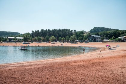 Erneuter Wels-Angriff: Badegast im Brombachsee gebissen