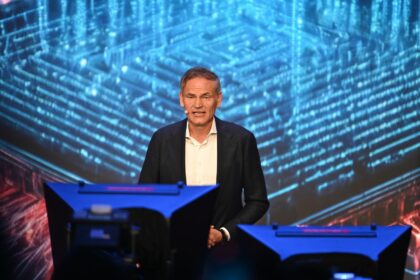 Porsche-CEO Blume: Verbrenner wird „bis weit in die 30er hinein eine Rolle spielen“