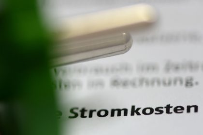 Reiche: Entlastung bei Stromkosten muss bei Kunden ankommen