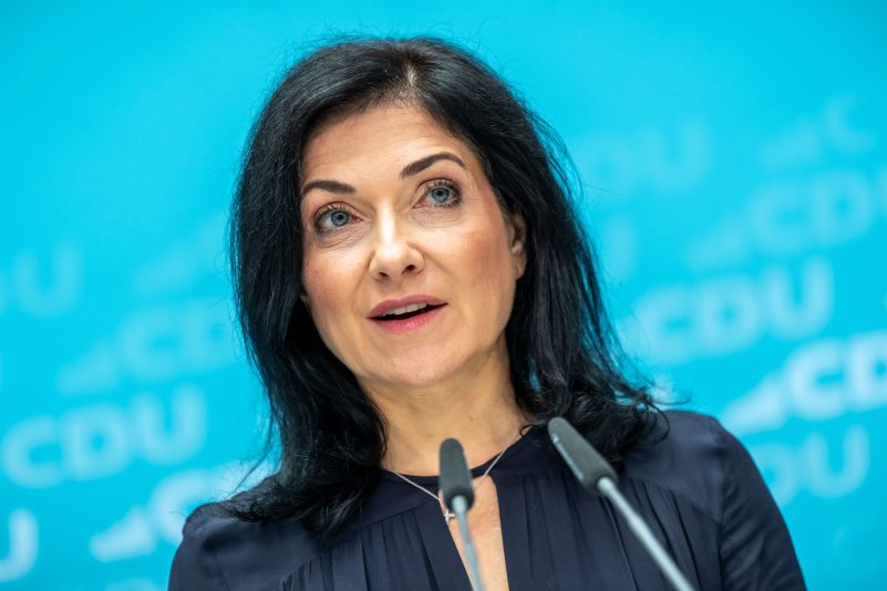 Steuer. Bekam Post aus Bayern: Bundeswirtschaftsministerin Katherina Reiche (CDU) wird von ihrem bayerischen Amtskollegen aufgefordert, das Verbandsklagerecht auszusetzen. (Archivbild)