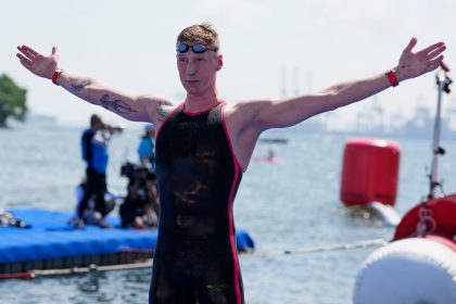 Schwimm-WM in Singapur: Gold für Florian Wllbrock – „Wie in einer Waschmaschine“