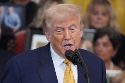 Trump will Veröffentlichung einiger Epstein-Unterlagen – angeblicher Brief sei „Fake”