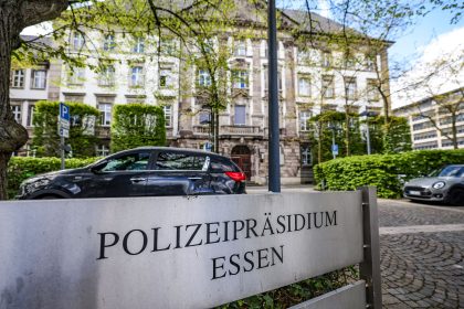 Essener Polizei findet im Keller Akten zur Entführung des Aldi-Gründers Theo Albrecht im Jahr 1971