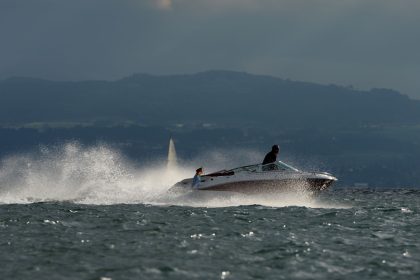 Motorboot rammt Segelboot auf Bodensee: Eine Frau aus Deutschland tot