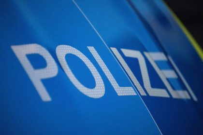 Mann soll Frau getötet und danach einen Unfall verursacht haben