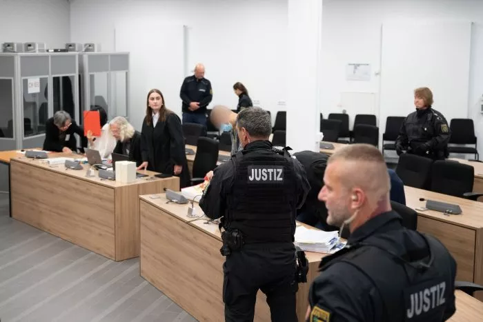 Ein ehemaliger Mitarbeiter des AfD-Politikers Maximilian Krah wird verdächtigt, für China spioniert zu haben.