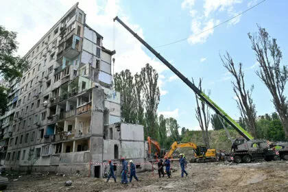 Klingbeil sagt der Ukraine jährlich 9 Milliarden Euro zu