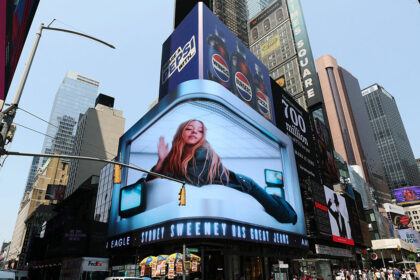 Zwischen Mode, Marketing und Kulturkampf: Sydney Sweeney spaltet Amerika
