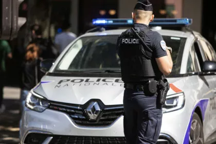 Frankreich: Auto rast nach Streit absichtlich in Gruppe - ein Toter und fünf Verletzte